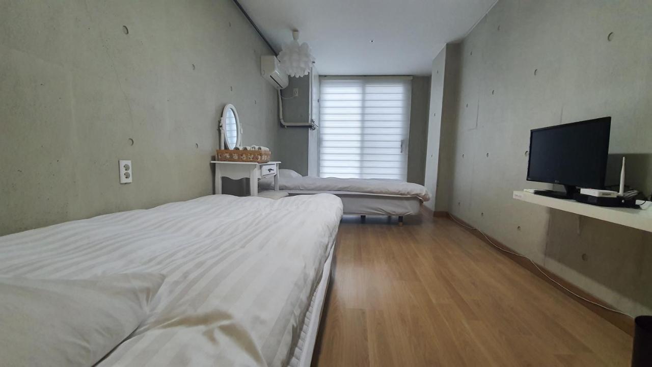 Atelier Hostel Сунчхон Экстерьер фото