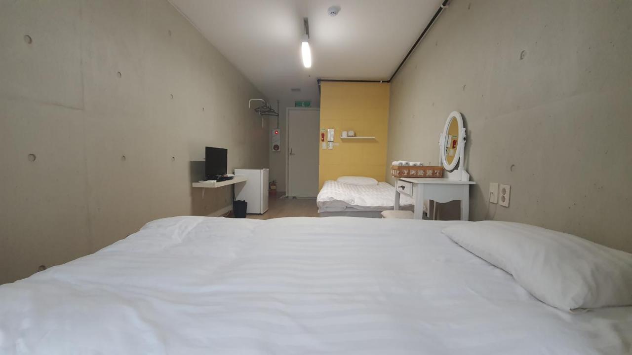 Atelier Hostel Сунчхон Экстерьер фото